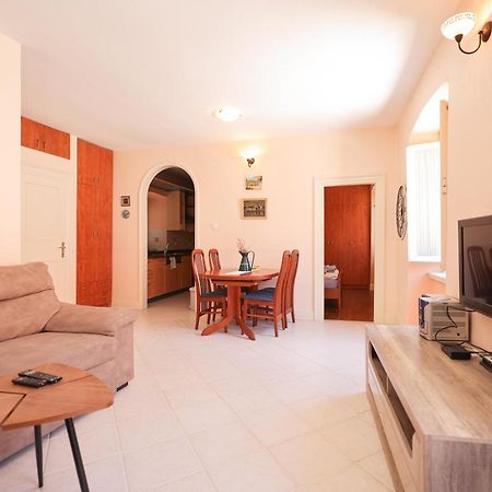 Two Bedroom Apartment In City Center Igor Zadar Eksteriør billede