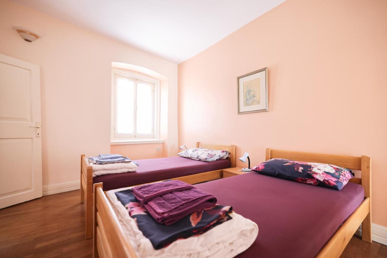 Two Bedroom Apartment In City Center Igor Zadar Eksteriør billede